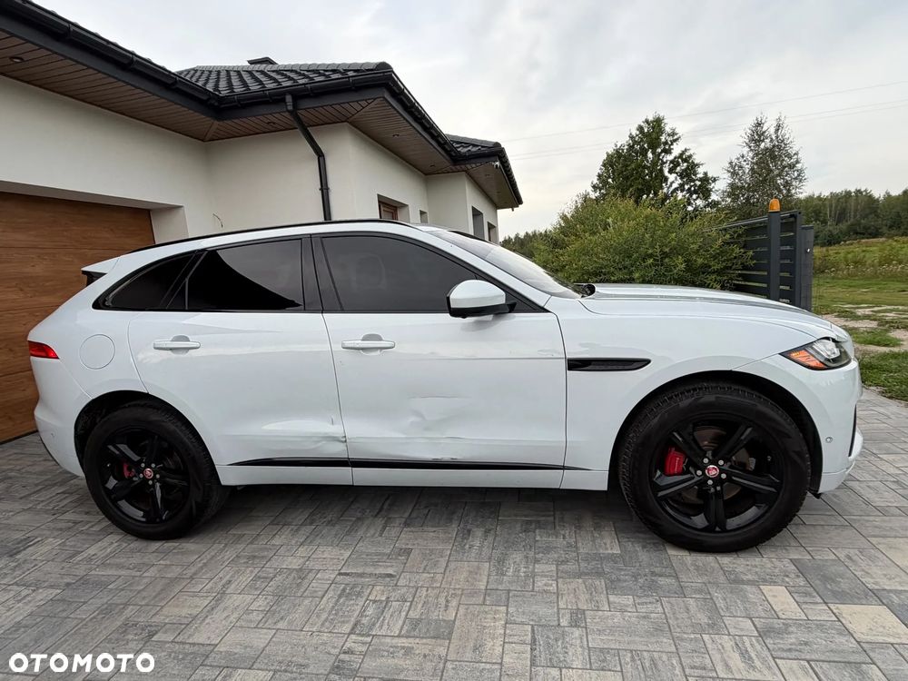 Jaguar F-Pace 3.0 V6 AWD S - 8