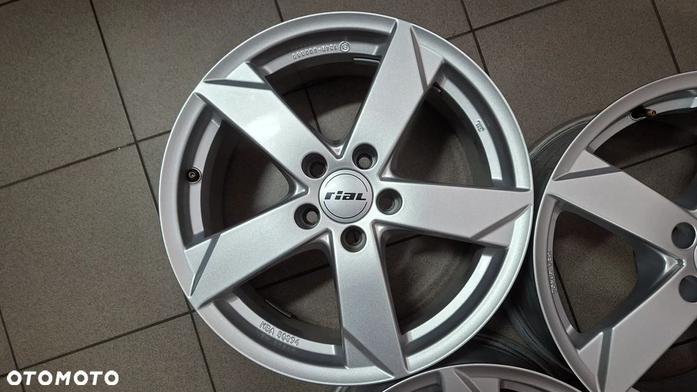Felgi Aluminiowe 17 Audi A4 B7 5x112 ET 38 Rial Kodak - 11