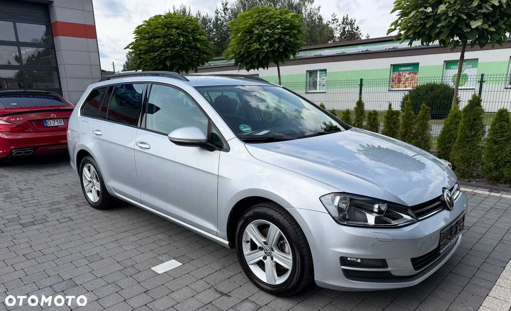 Volkswagen Golf - 3