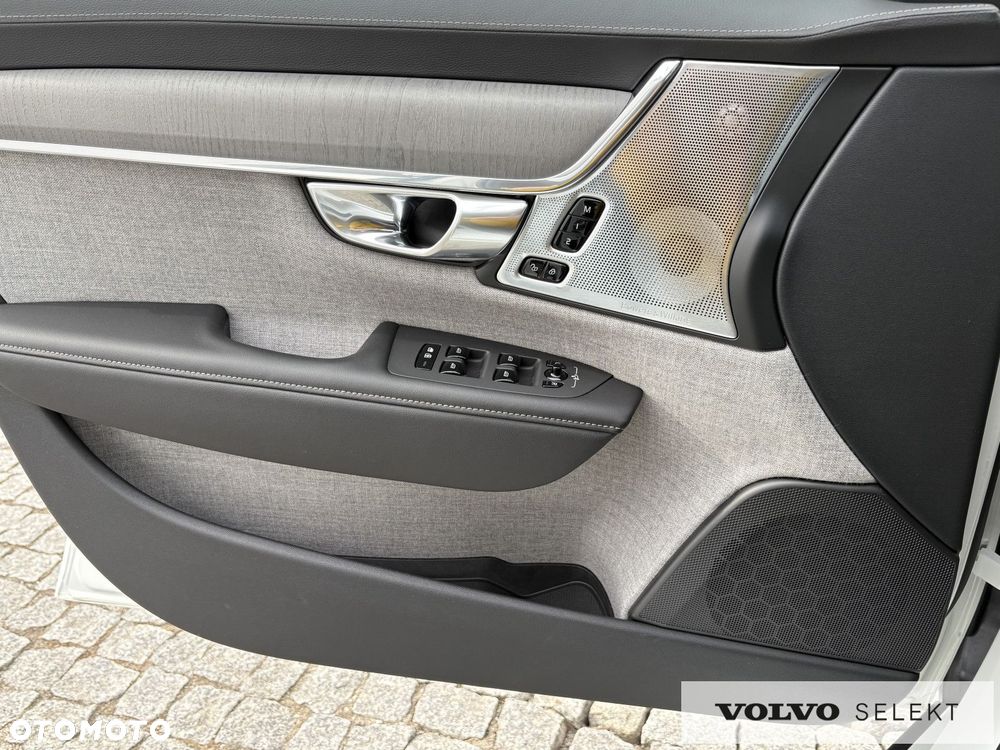 Volvo V90 - 25