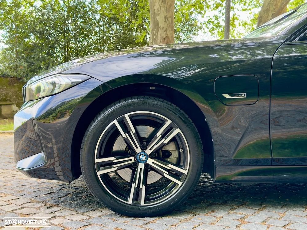 BMW 320 e Aut. M Sport - 4