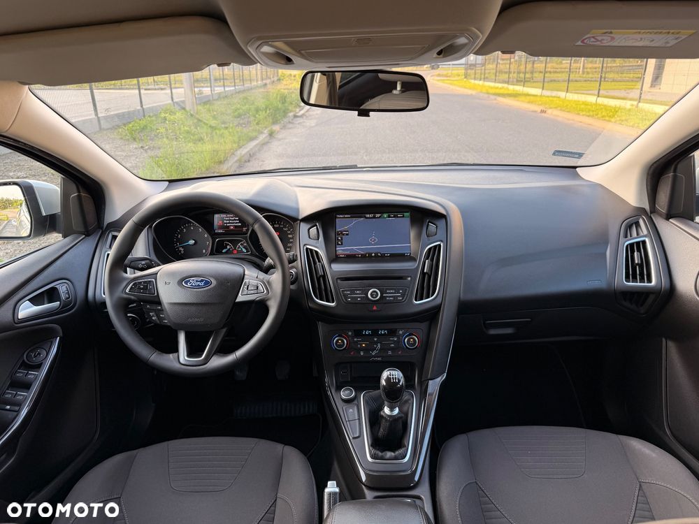 Ford Focus 1.5 EcoBoost Titanium ASS - 22