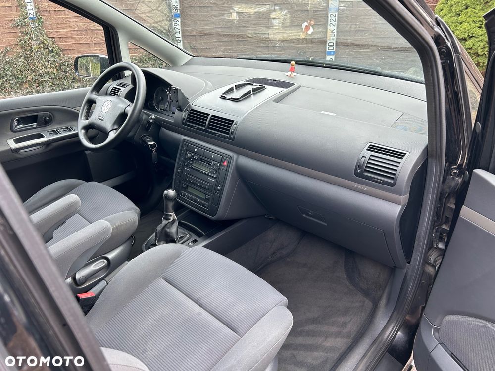 Volkswagen Sharan 1.9 TDI Family - 23