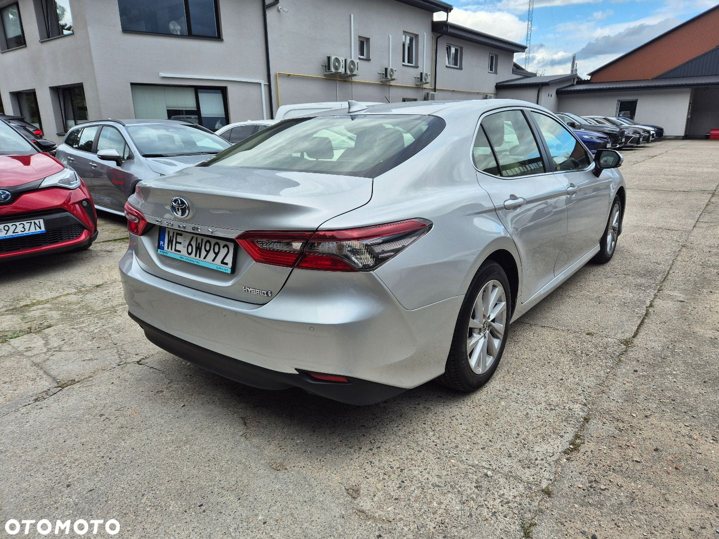 Toyota Camry - 5
