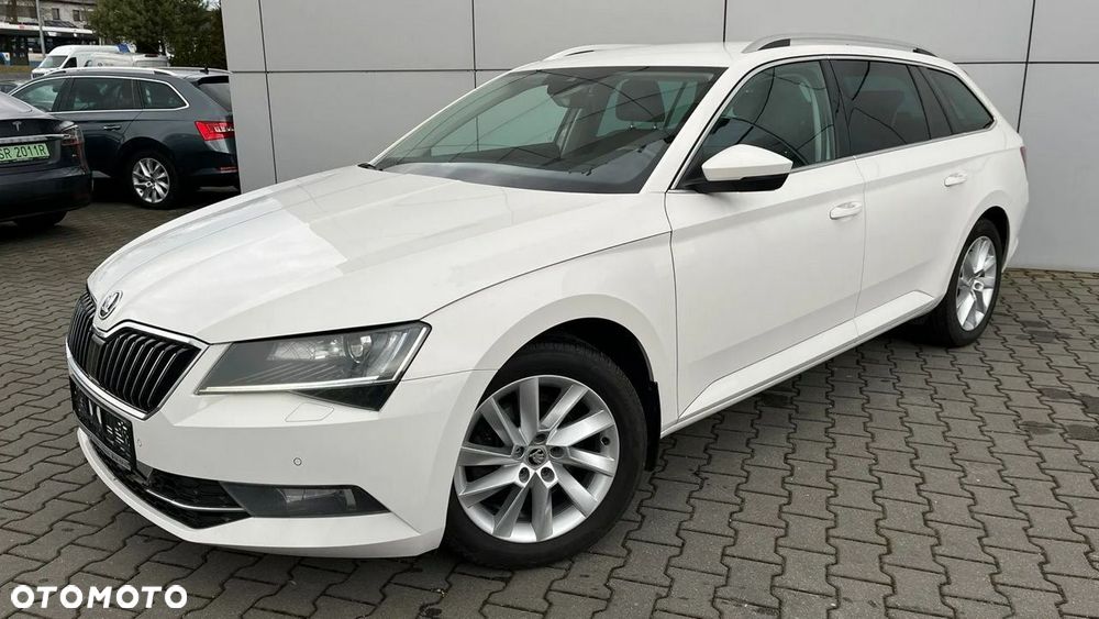 Skoda Superb 2.0 TDI DSG Premium Edition - 1