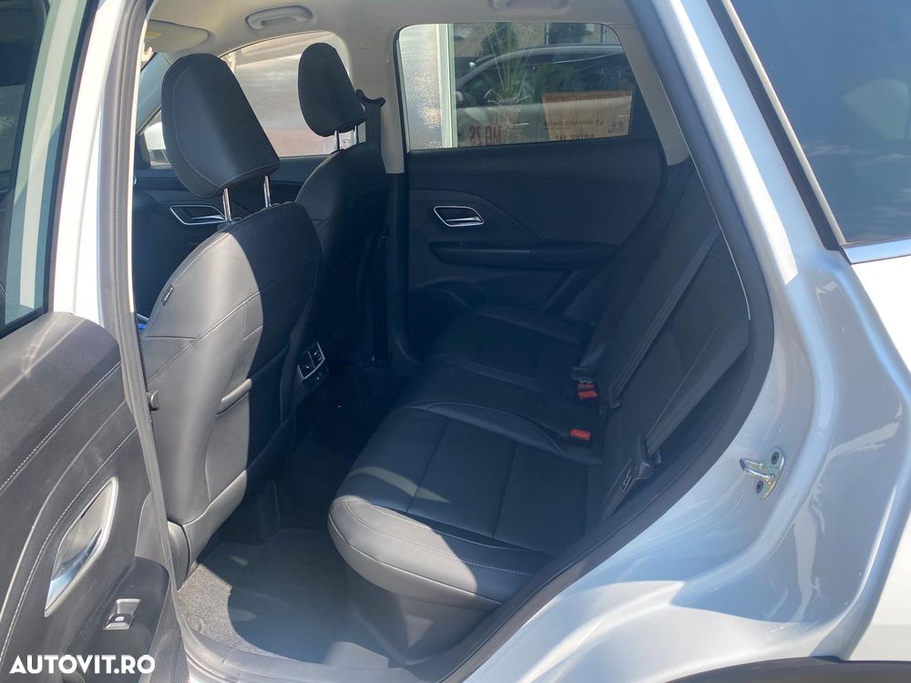 MG ZS HEV 1.5 GSI AT Exclusive - 11