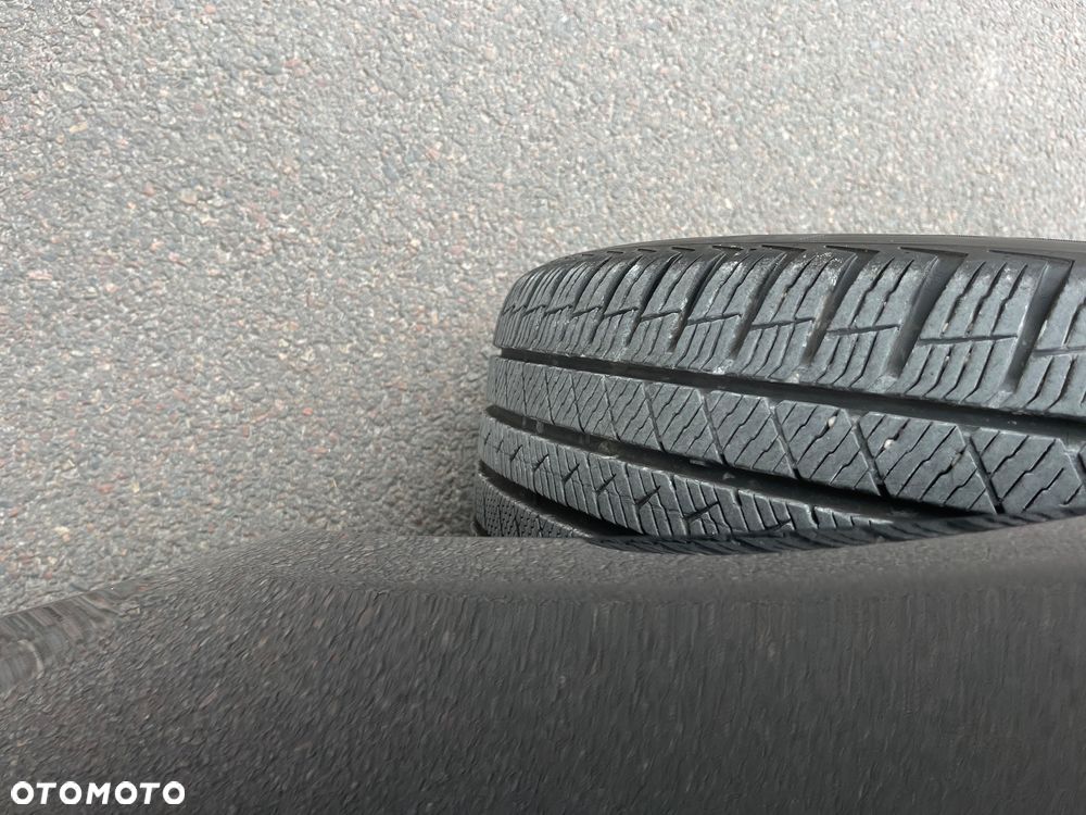BMW Seria 5 525d - 13