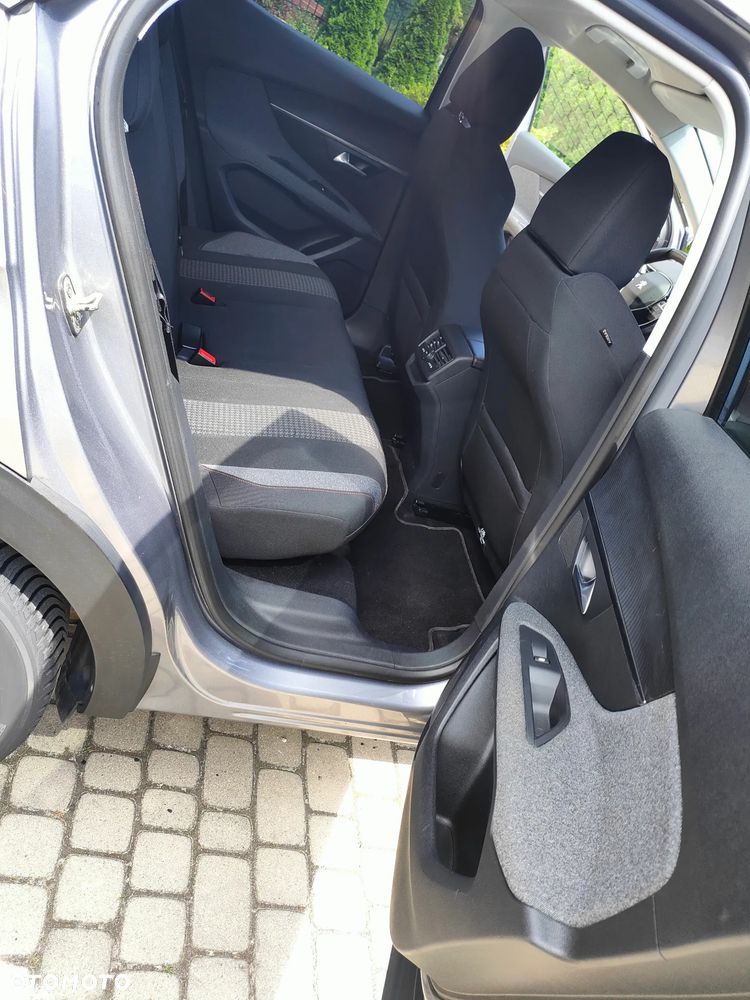 Peugeot 3008 1.6 BlueHDi Allure S&S EAT6 - 16