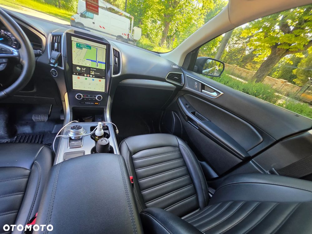 Ford Edge - 8