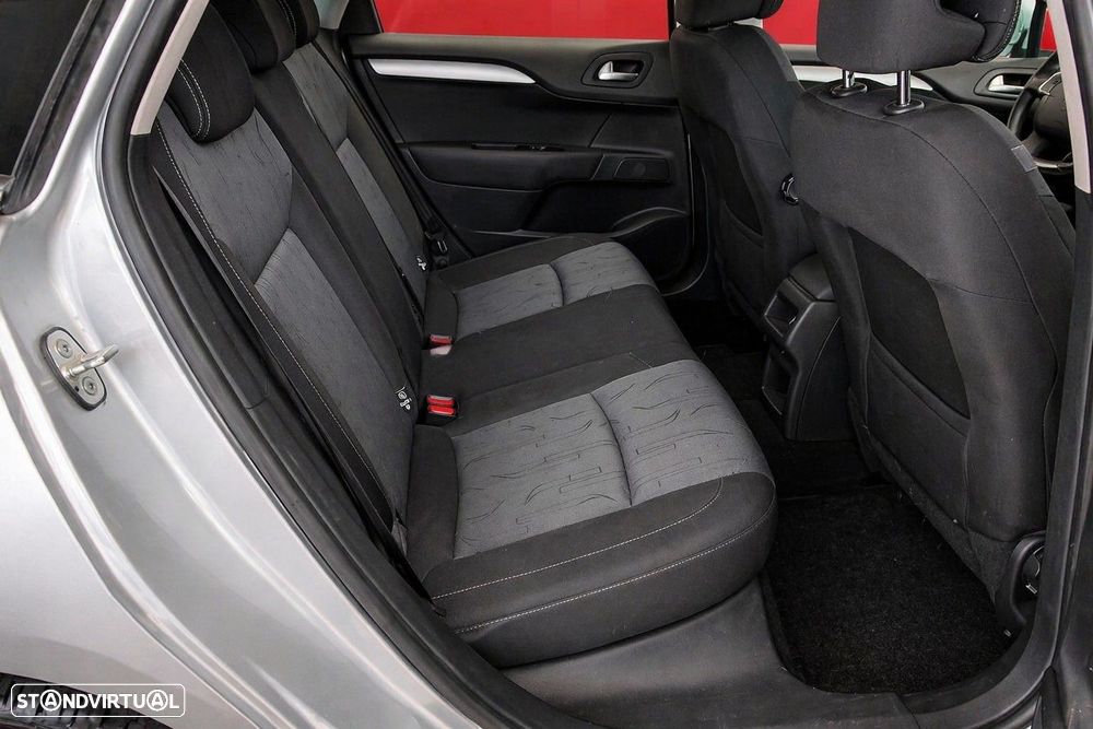 Citroën C4 1.6 HDi Attraction - 15