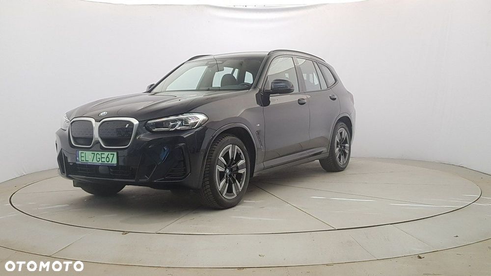 BMW iX3 - 3