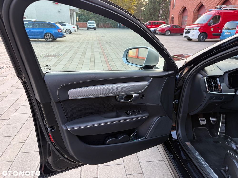 Volvo V90 D3 R-Design - 14