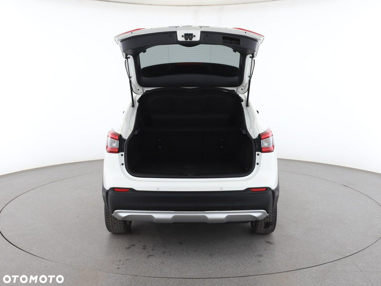 Nissan Qashqai 1.7 dCi N-Connecta - 19