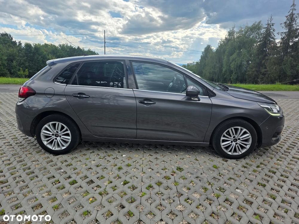 Citroën C4 e-HDi 115 ETG6 Exclusive - 16