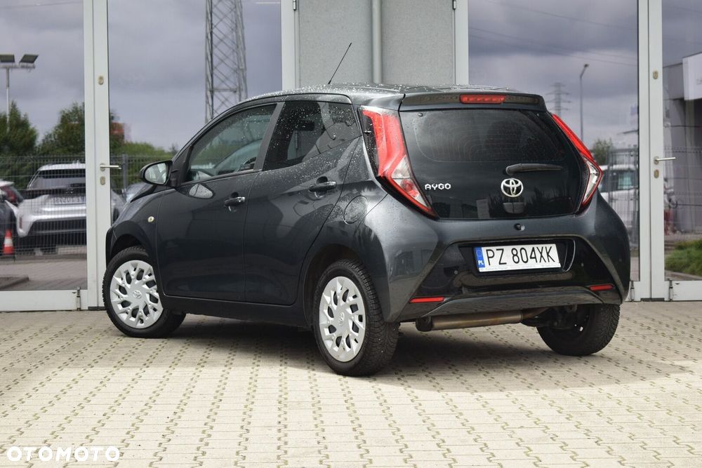 Toyota Aygo - 10