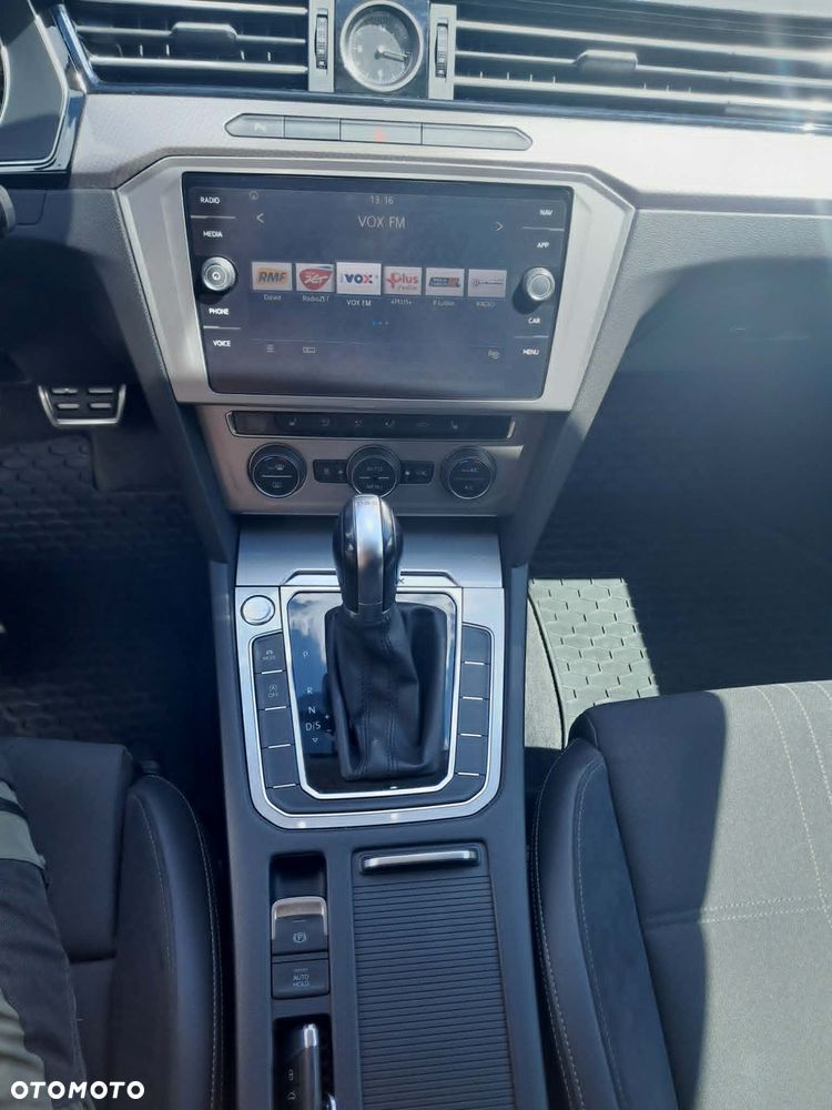 Volkswagen Passat Alltrack - 18