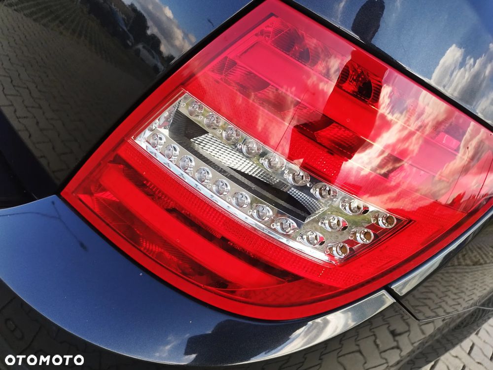 Mercedes-Benz Klasa C 200 CDI BlueEff Avantgarde - 38
