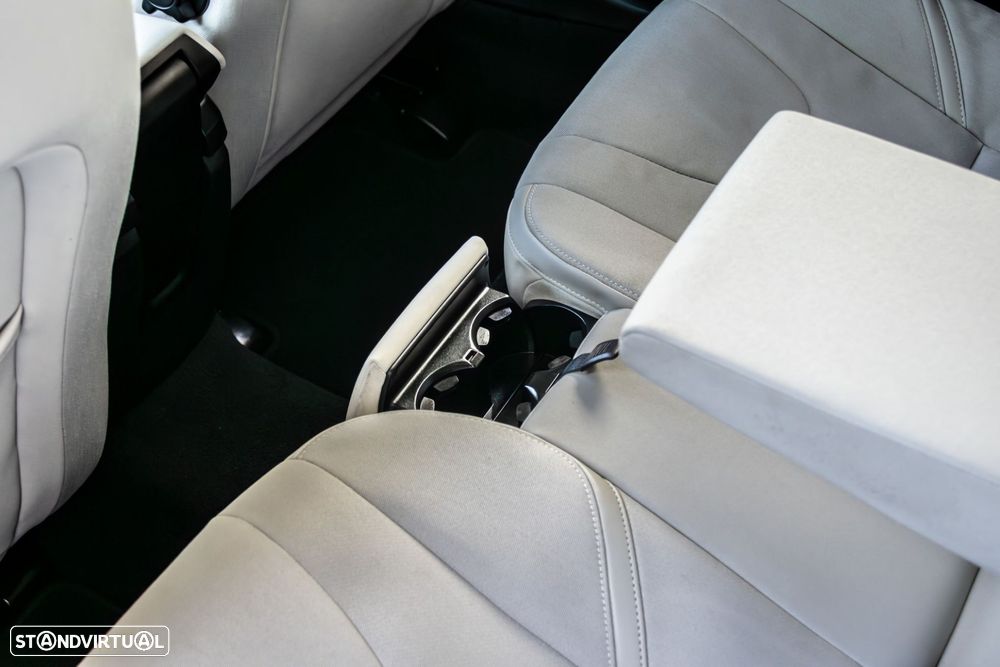 Volvo V40 1.6 D2 Momentum - 31