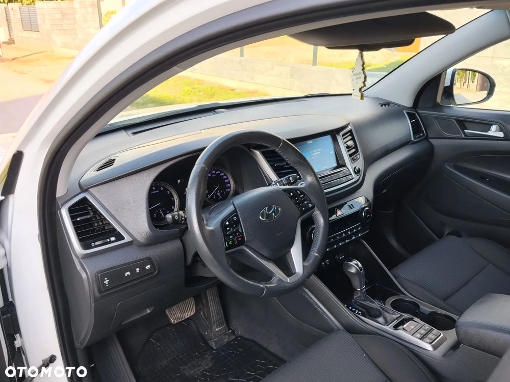 Hyundai Tucson - 14