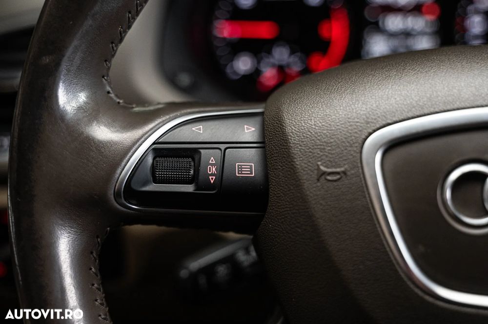 Audi Q3 2.0 TDI Quattro S tronic - 21