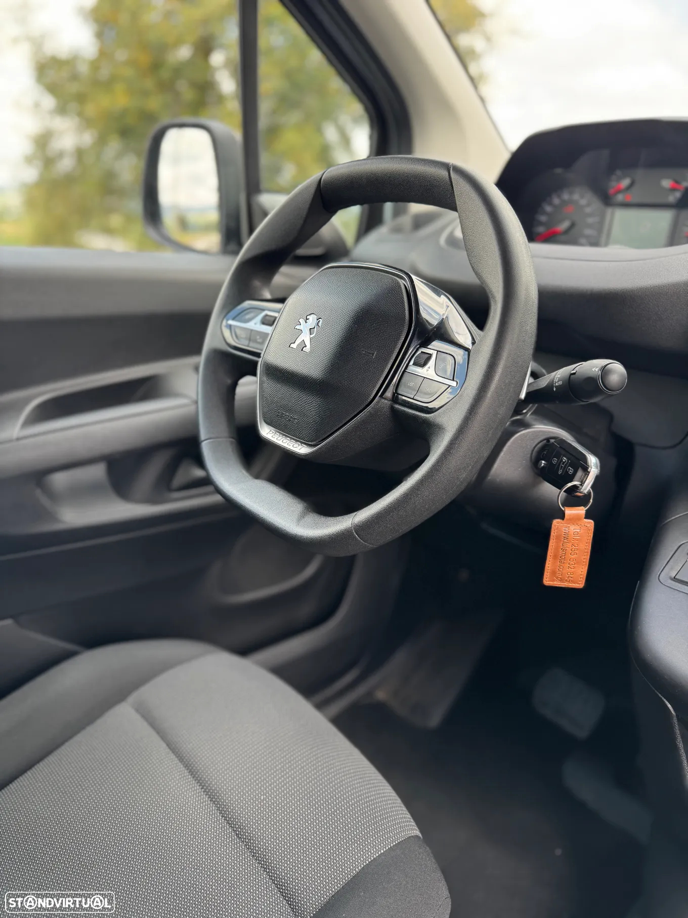 Peugeot Partner 1.5HDi Caixa Automática - 19