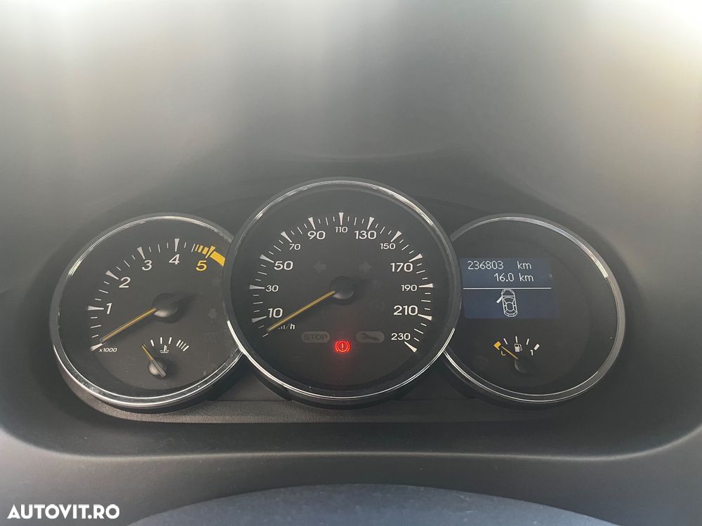 Renault Fluence 1.5dCi Dynamique - 8