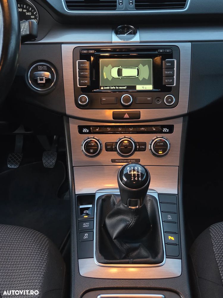 Volkswagen Passat - 7
