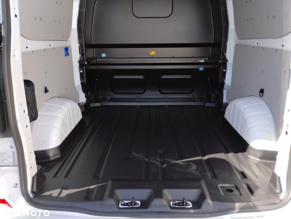 Volkswagen Transporter TDI L2H1 Plus - 11