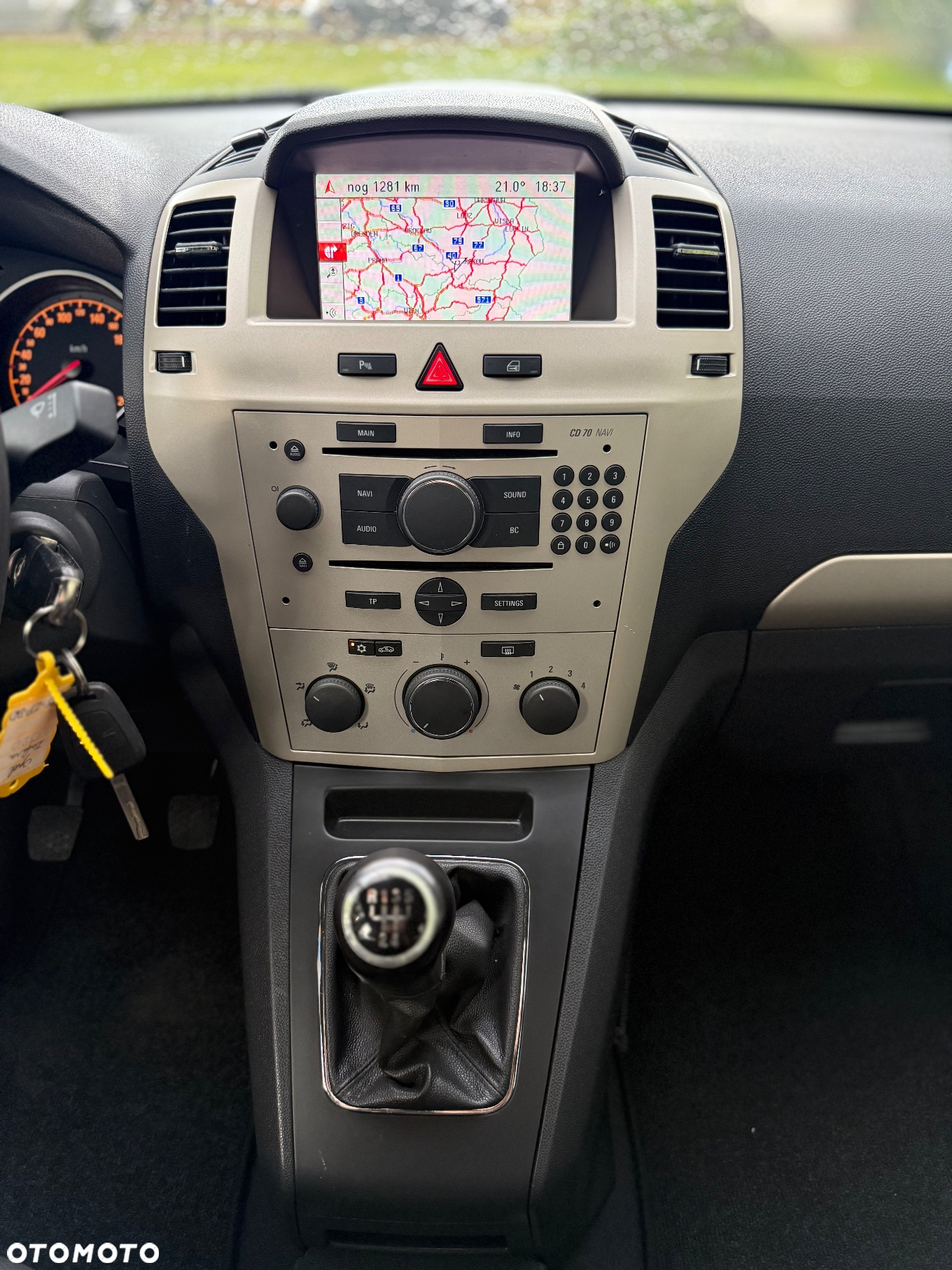 Opel Zafira - 14