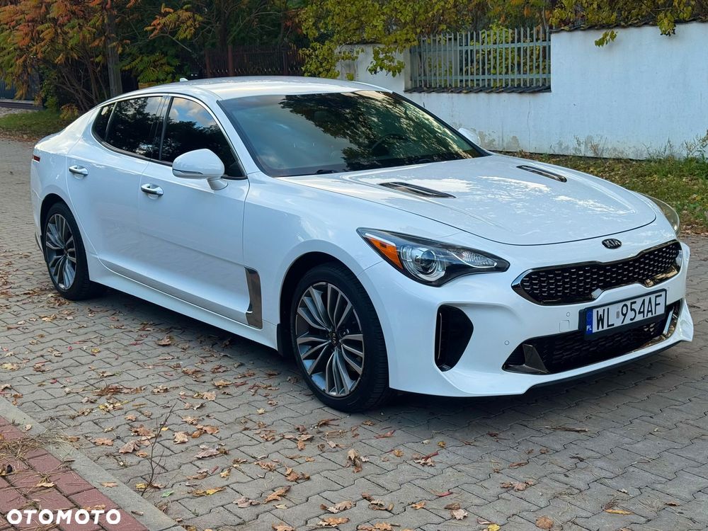 Kia Stinger - 26