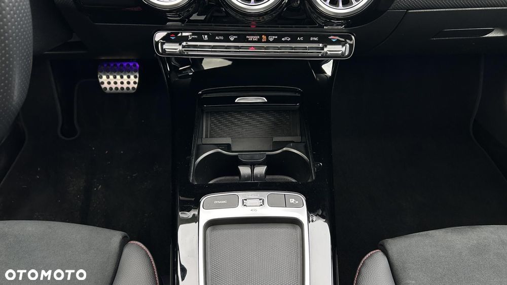 Mercedes-Benz Klasa A 200 AMG Line 7G-DCT - 20