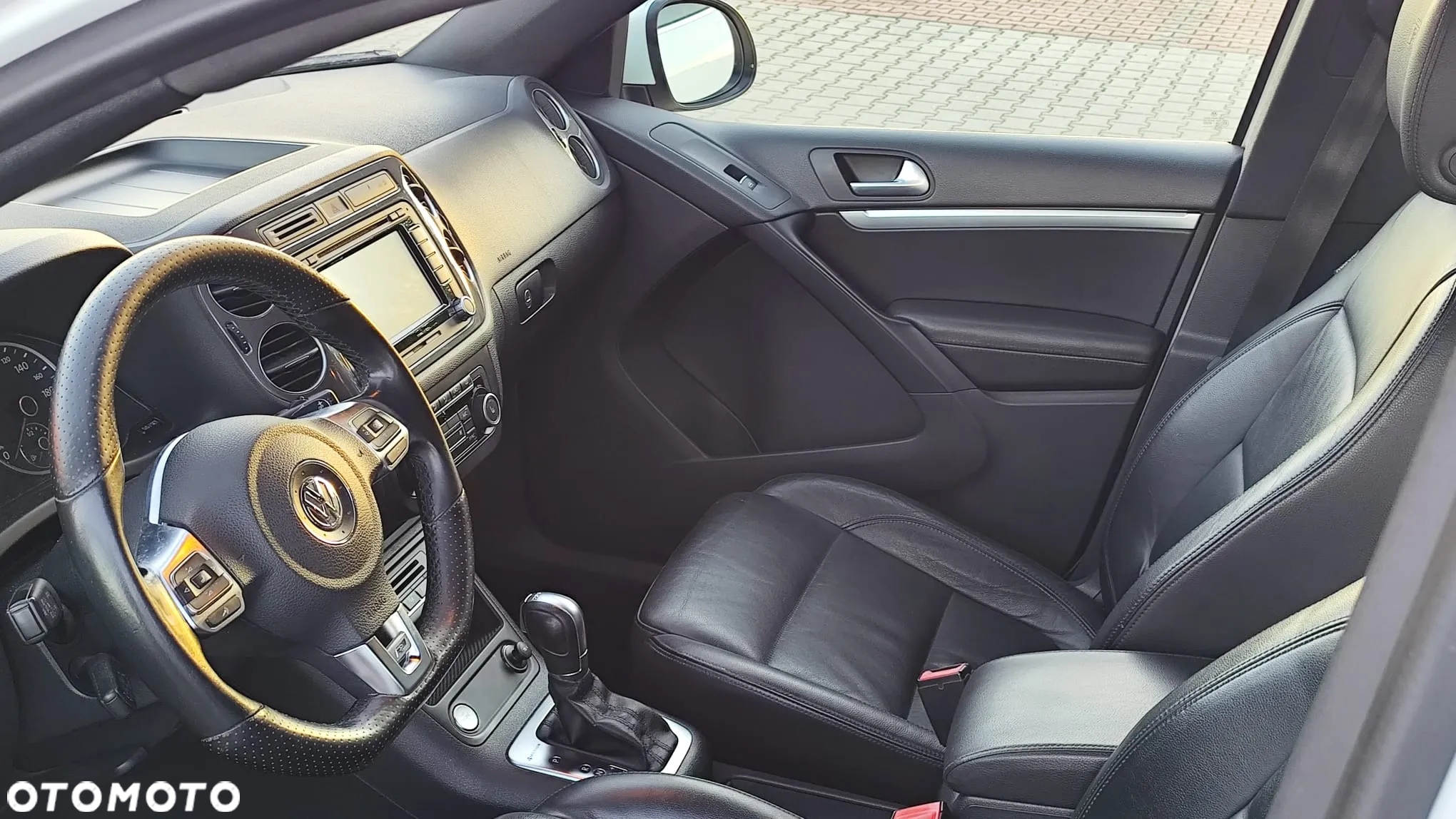 Volkswagen Tiguan 2.0 TDI 4Mot Perfectline R-Style DSG - 13