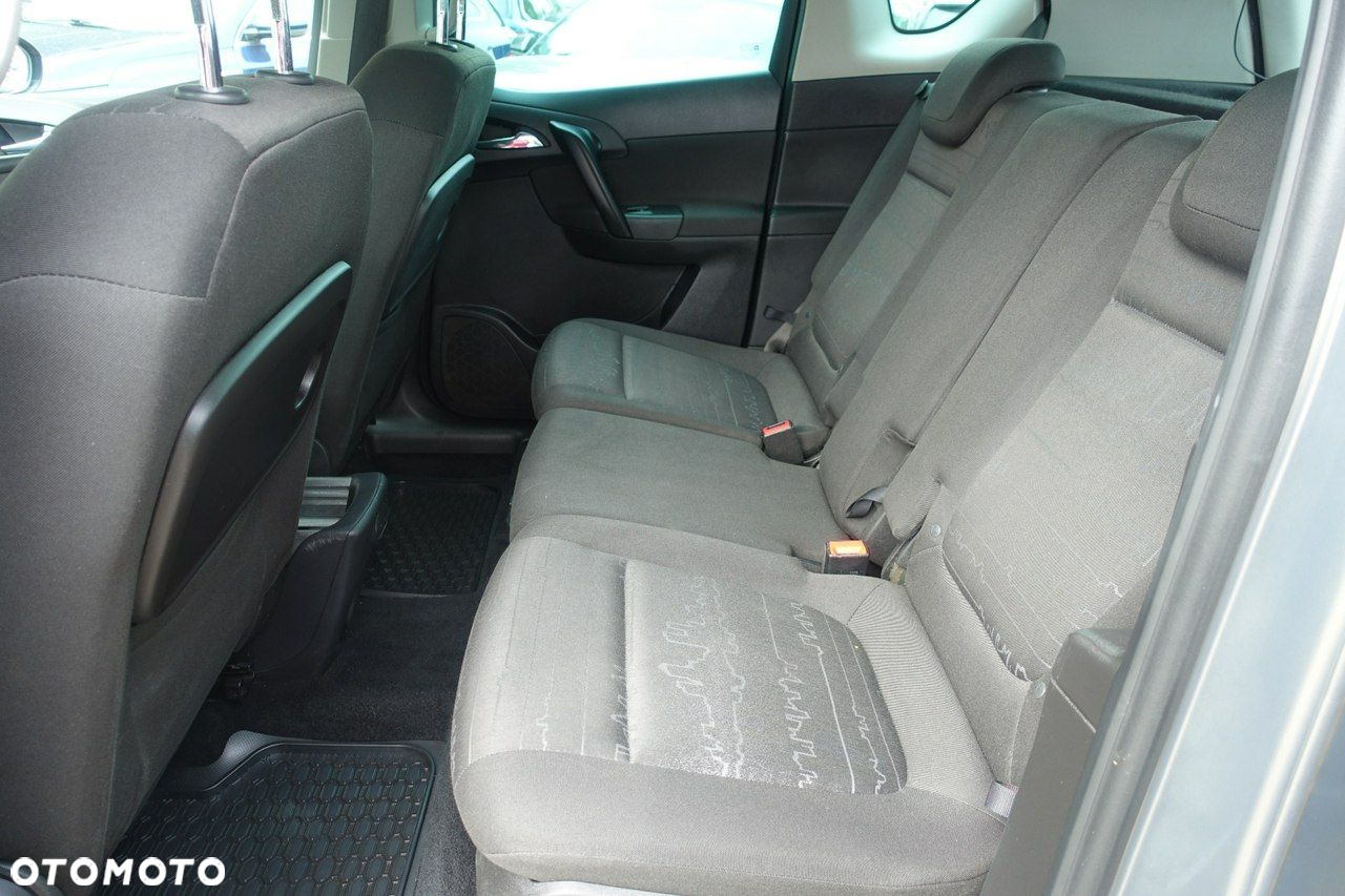 Opel Meriva - 10