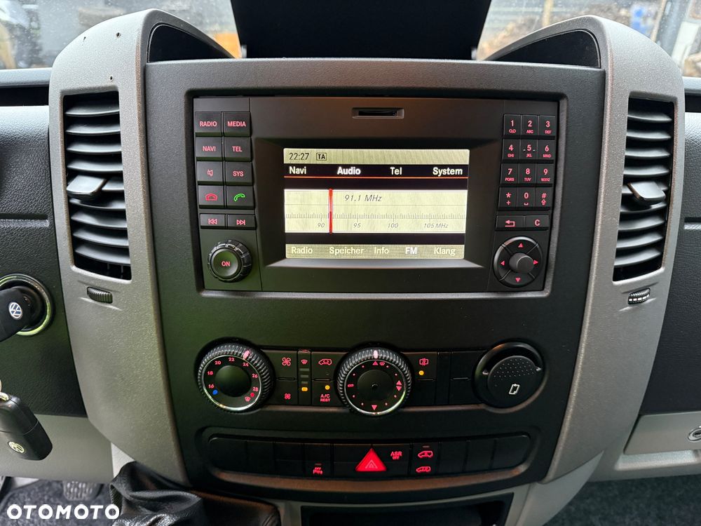 Volkswagen Crafter - 25