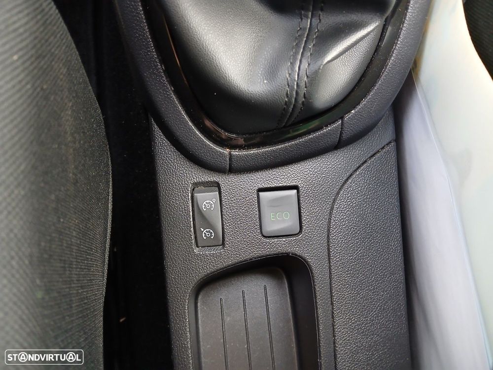 Renault Clio 1.5 dCi Limited - 22