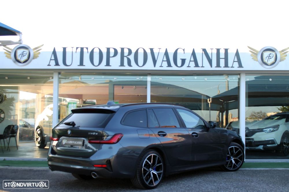 BMW 330 e Touring Auto - 36