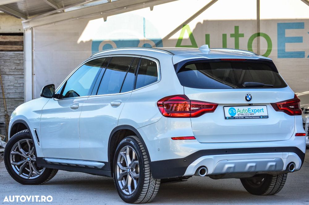 BMW X3 xDrive20d AT Luxury Line - 35