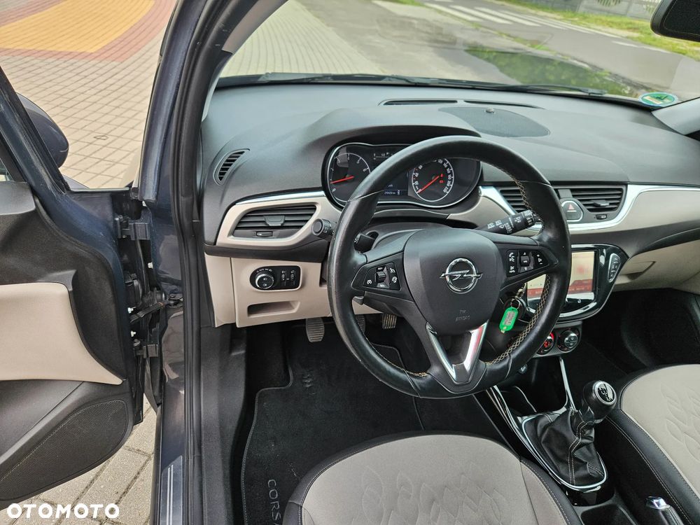 Opel Corsa 1.4 16V Cosmo - 5