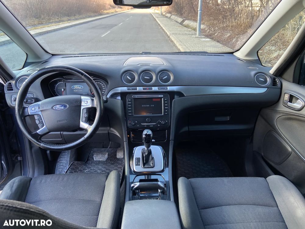 Ford Galaxy 2.0 TDCi Powershift Titanium - 11