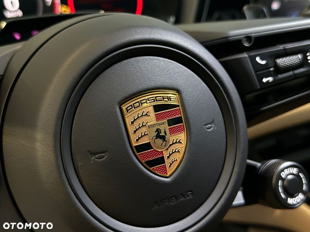 Porsche Cayenne - 20