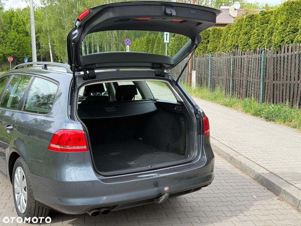 Volkswagen Passat 2.0 BlueTDI DSG SCR Business Edition - 24