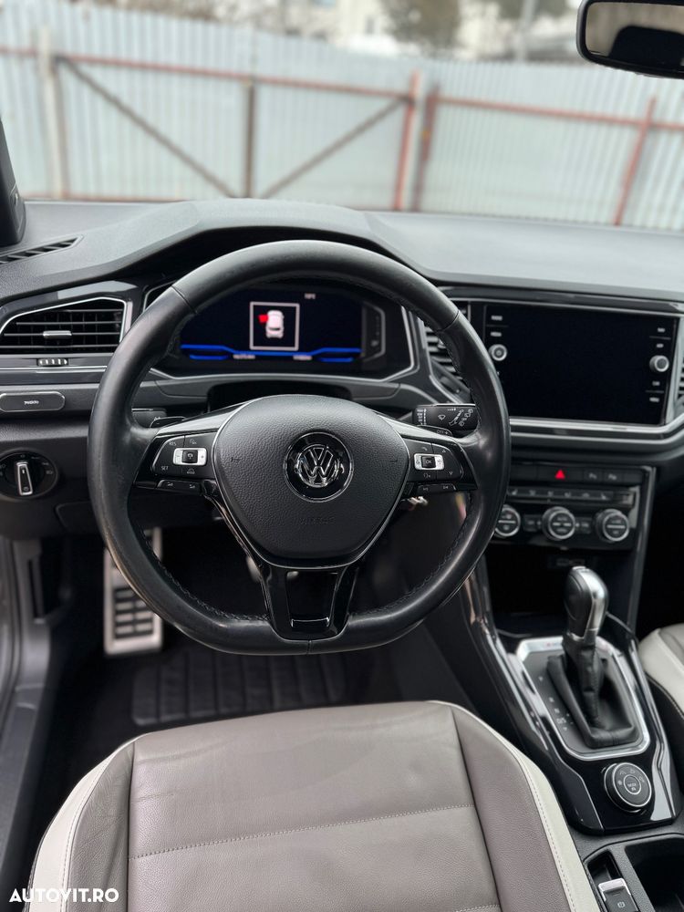 Volkswagen T-Roc - 8