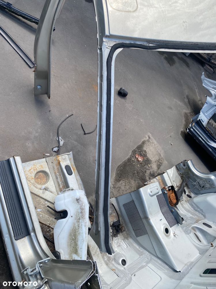 DACIA DUSTER 1 I SŁUPEK  DACHOWY DACHU przedni prawy przód - 3