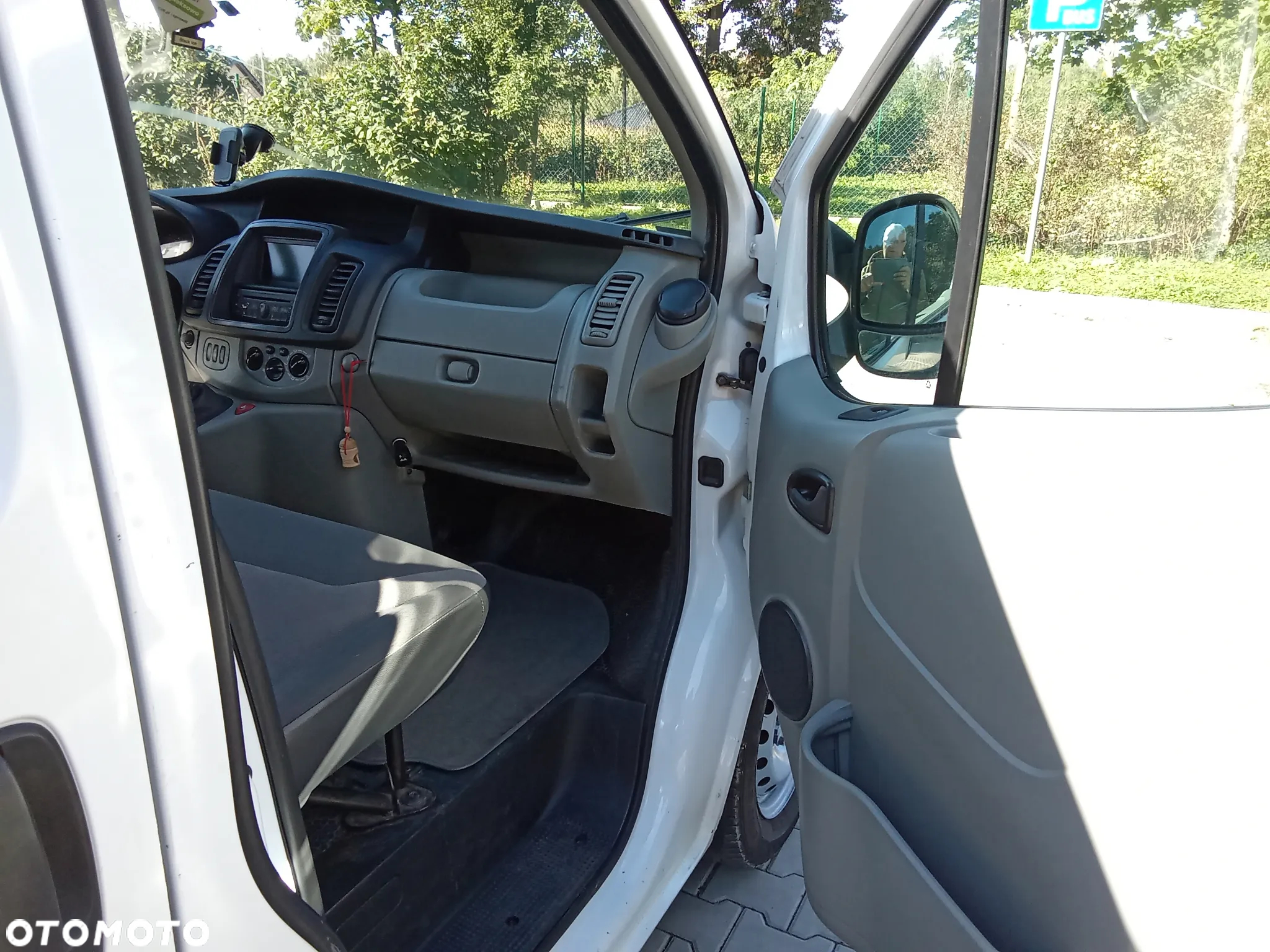 Renault Trafic II - 8
