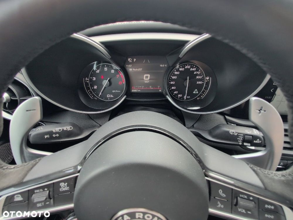 Alfa Romeo Giulia 2.9 Bi Turbo V6 Quadrifoglio - 20