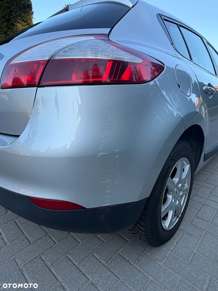 Renault Megane 1.5 dCi Expression - 8