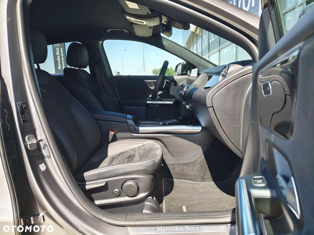 Mercedes-Benz GLA 200 mHEV AMG Line 7G-DCT - 14