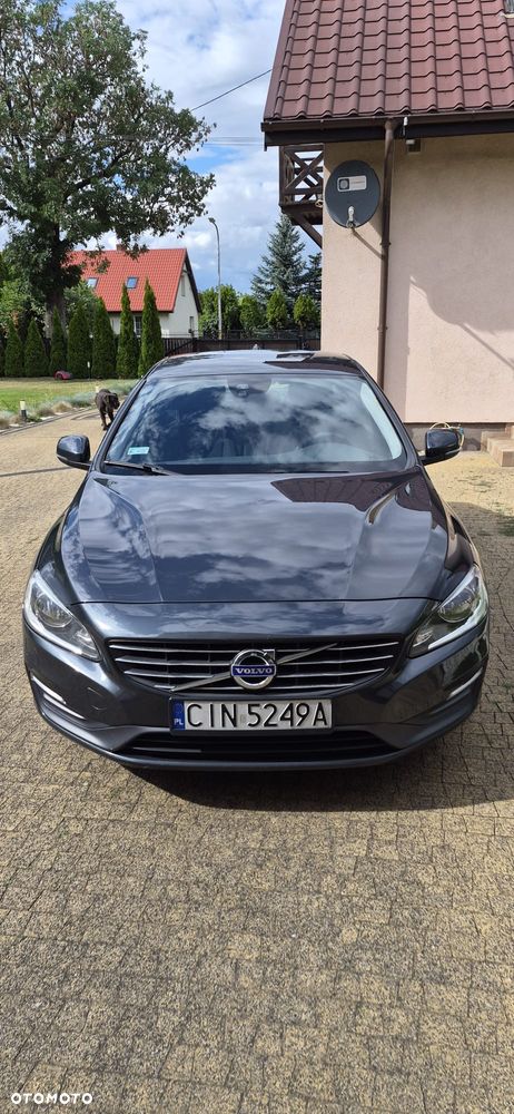 Volvo S60 - 1