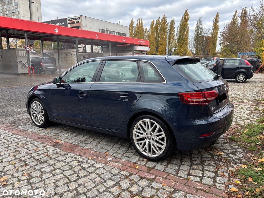 Audi A3 Sportback - 3