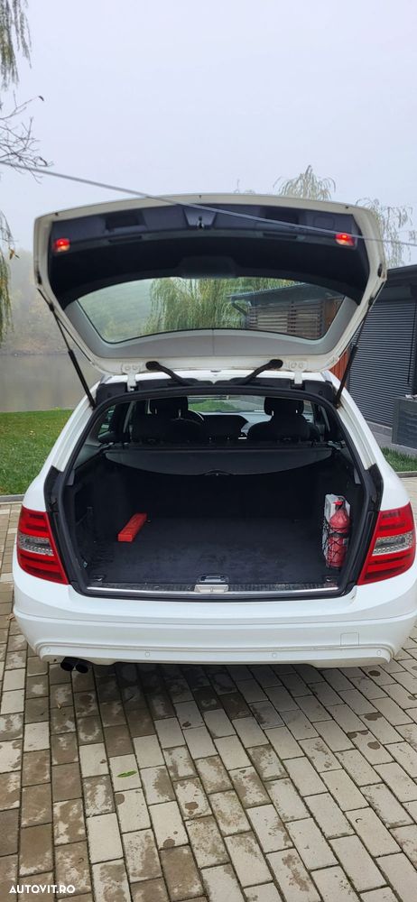 Mercedes-Benz C - 7